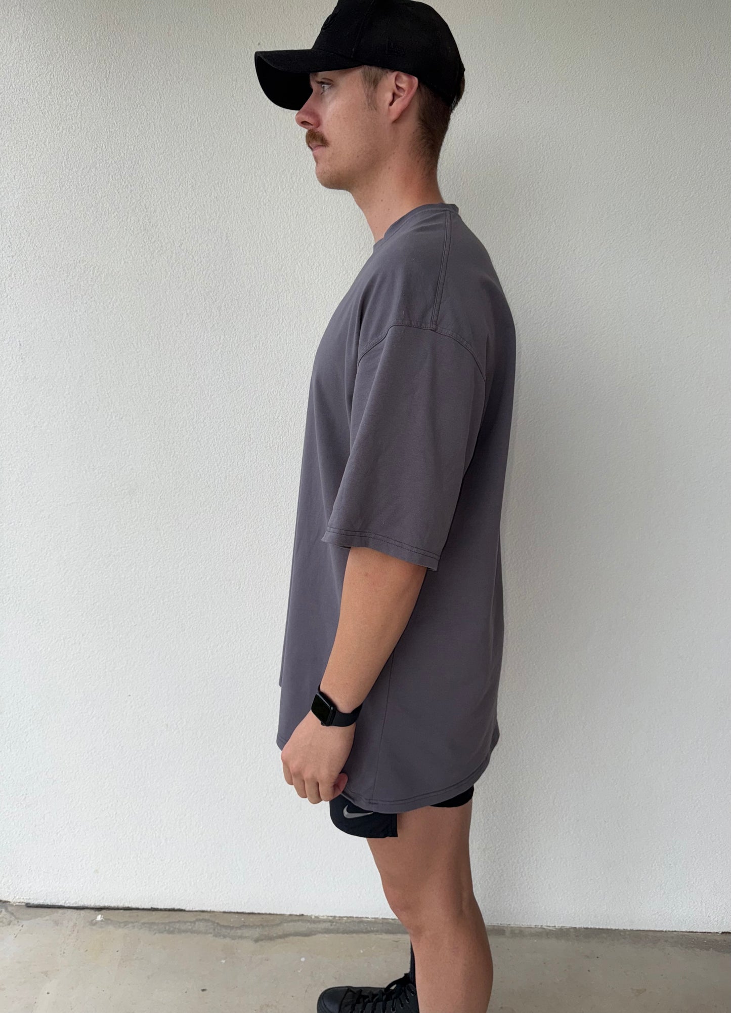 MENS OVERSIZED TEE